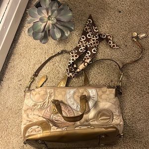 Coach purse new used onc